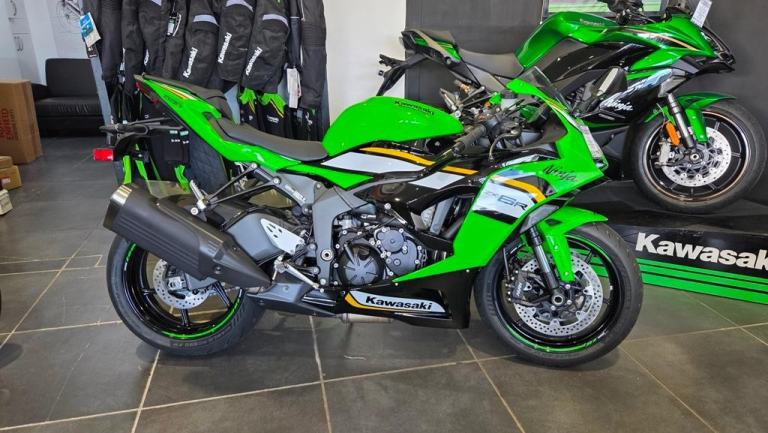 Kawasaki Ninja ZX636, ZX6R 2025 Super Sports Motorcycle