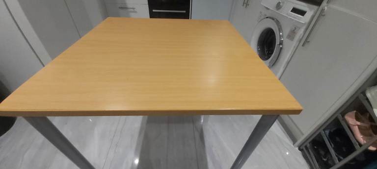 Office / Reading Table