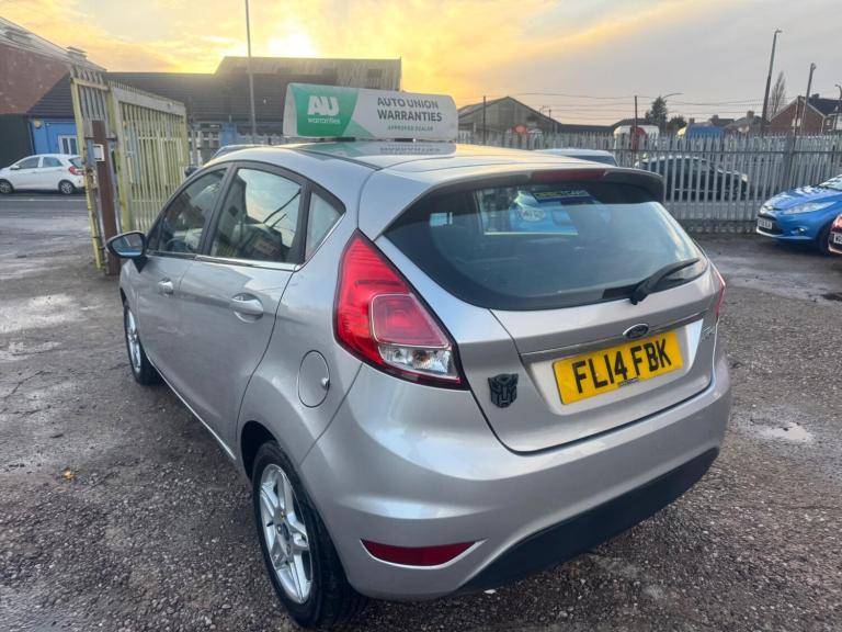 2014 Ford Fiesta 1.6 Zetec 5dr Powershift HATCHBACK PETROL Automatic
