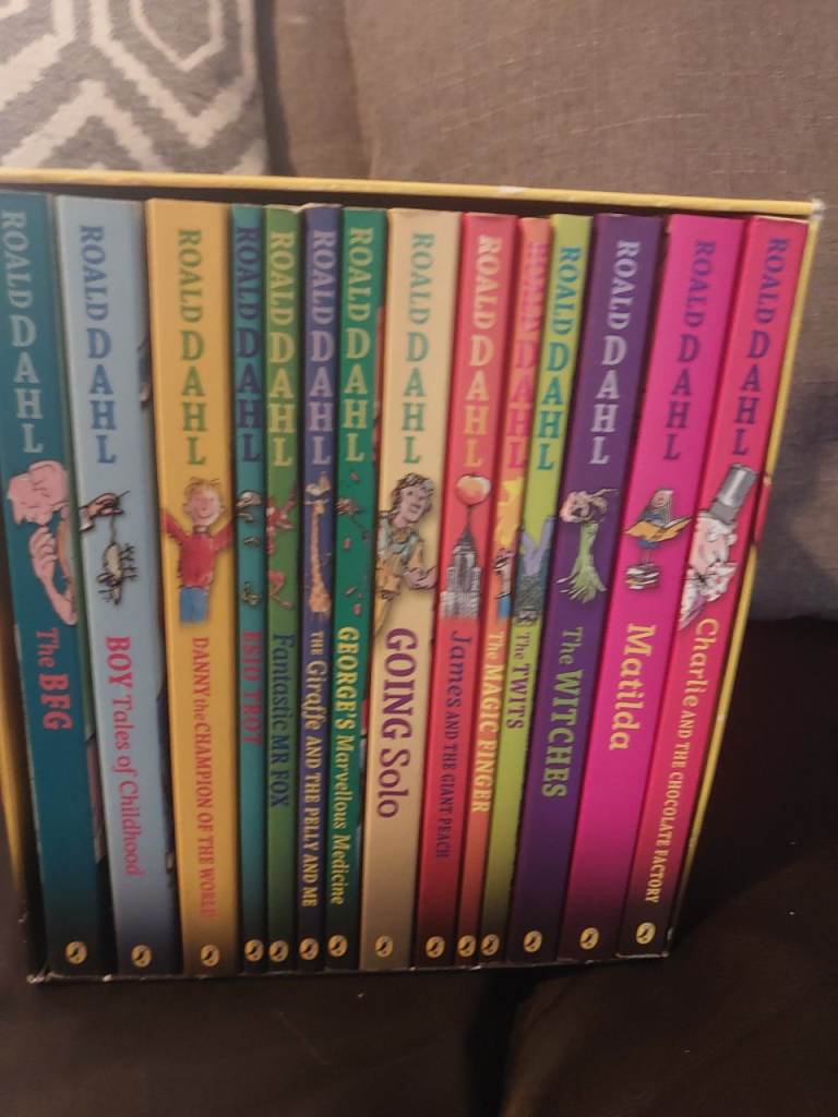 Roald Dahl book collection 