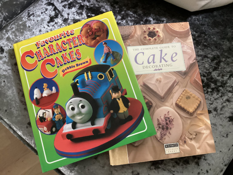 Cake decorating books