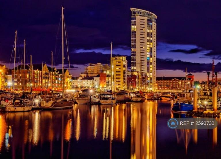 1 bedroom flat in Empress House Trawler Road, Swansea, SA1 (1 bed) (#2593733)