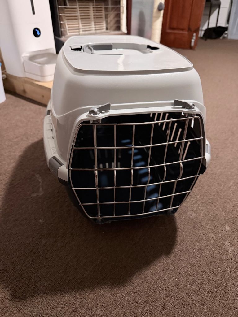 Small Cat Carrier up to 5kg