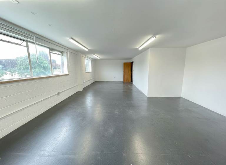 Large Creative Studio | Commercial Space | Office to Rent in Hackney Wick E9