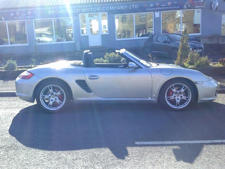 2005 55-reg Porsche Boxster 2.7 (987) Roadster manual in silver