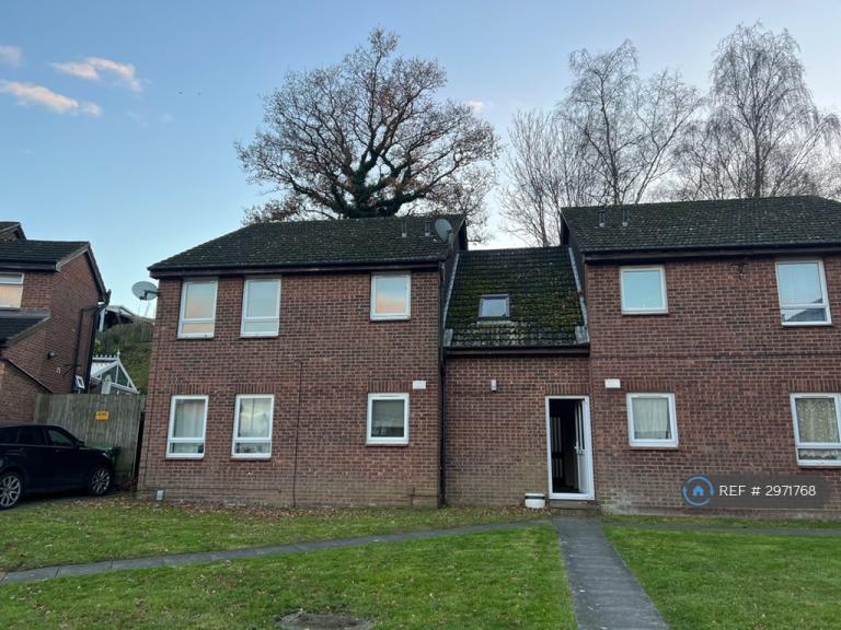 Studio flat in Longham Copse, Downswood, Maidstone, ME15 (#2971768)