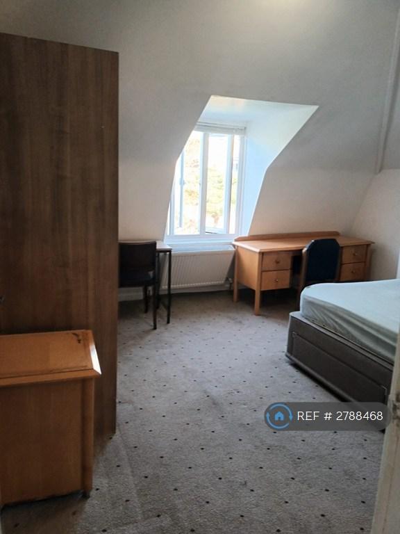 1 bedroom in Old Christchurch Road, Bournemouth, BH1 (#2788468)