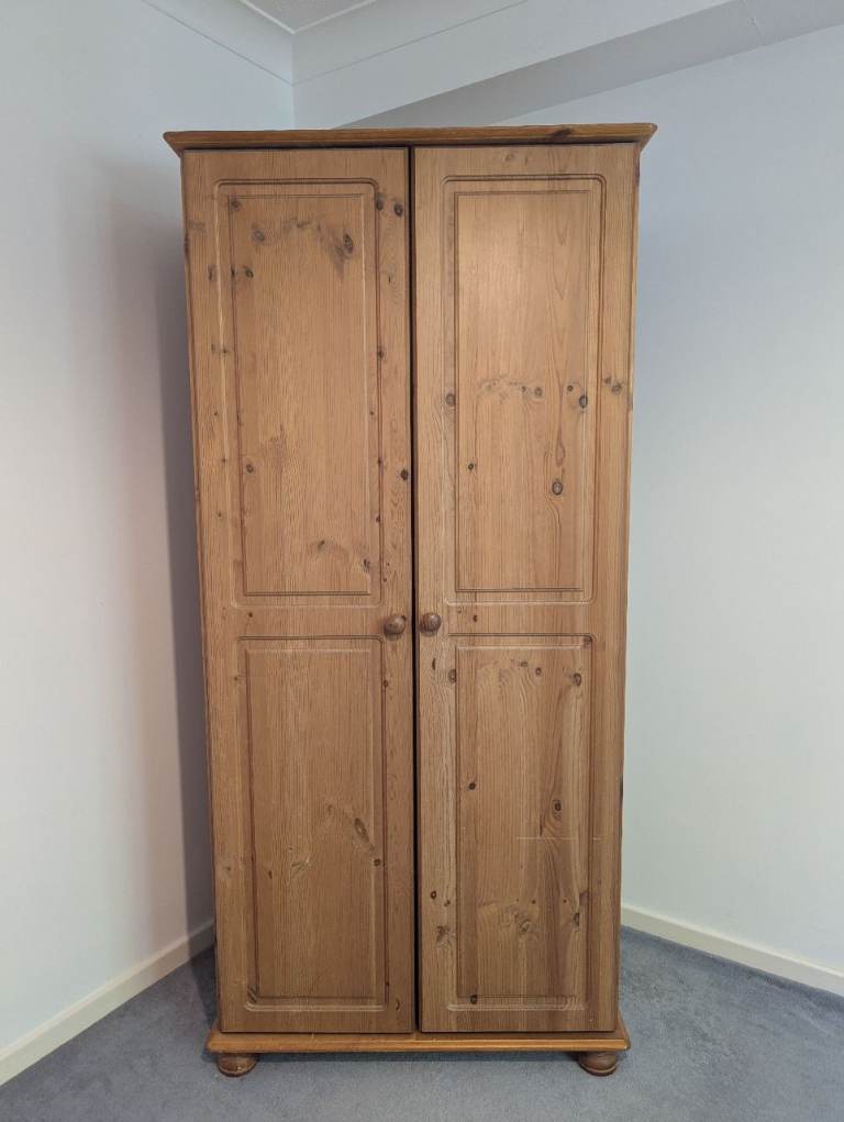 Solid Wooden Closet/Wardrobe