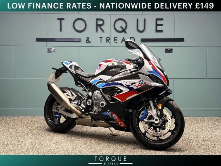2022 72 BMW M 1000 RR M COMPETITION PACK - 600 MILES - FULLY LOADED - M1000RR