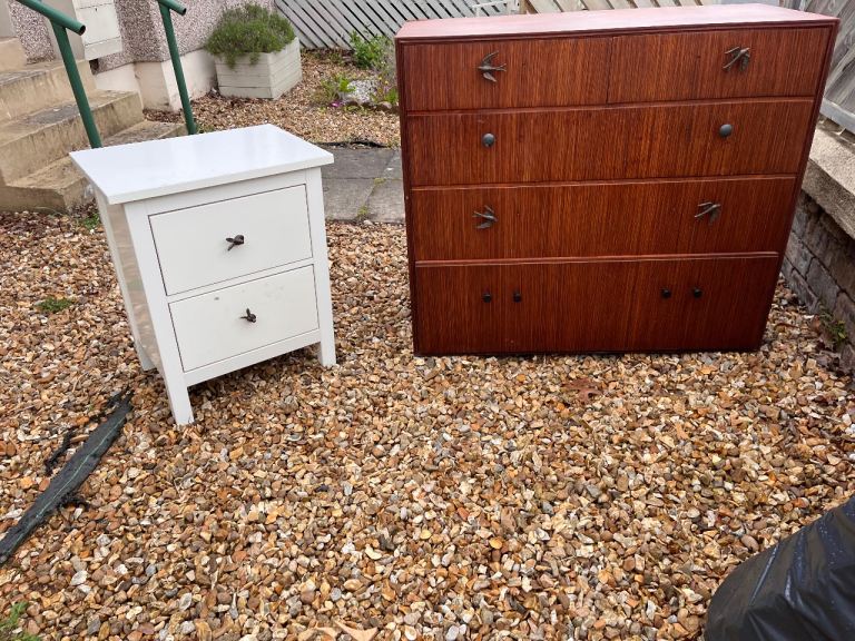 Chest draws good condition