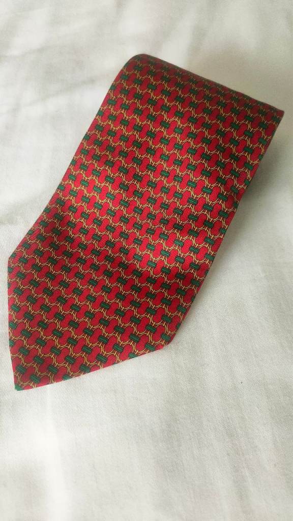 Gucci Italian 100% Silk Tie