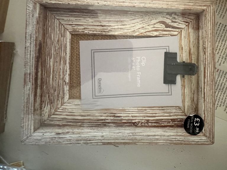 Dunelm 6x4 Clip Photo Frame - New White Washed Wood