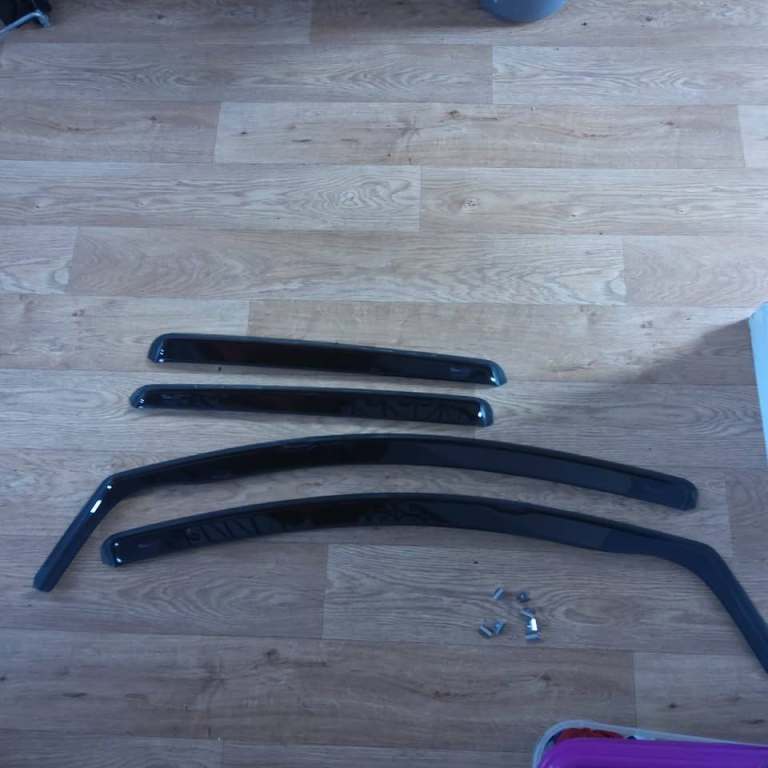 Team Heko nissan note wind deflectors 