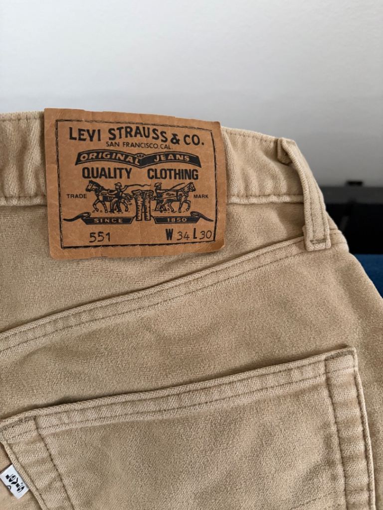 Levi 551