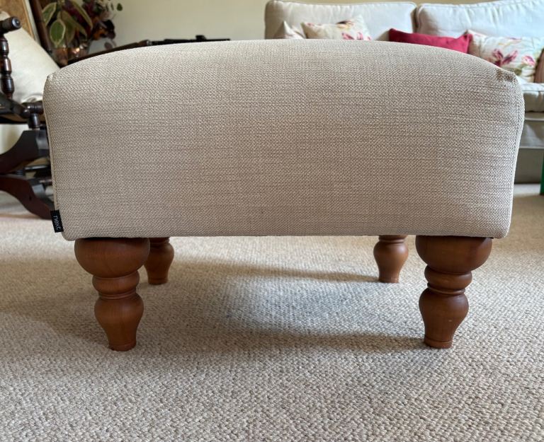 Padded rectangular footstool 
