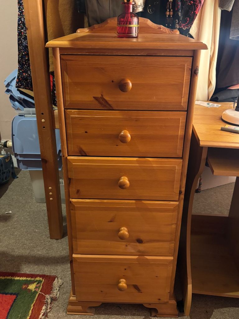 image for Pine chest of 6 drawers 