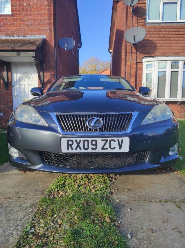 Lexus IS220d