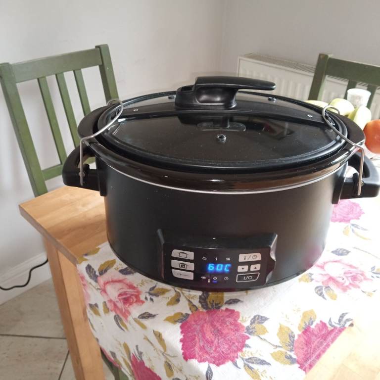 6,5 L stoneware oval Russell Hobbs slow cooker 