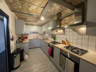 Large Ensuite Rooms in Warehouse Conversion - Stoke Newington - Bills Incl