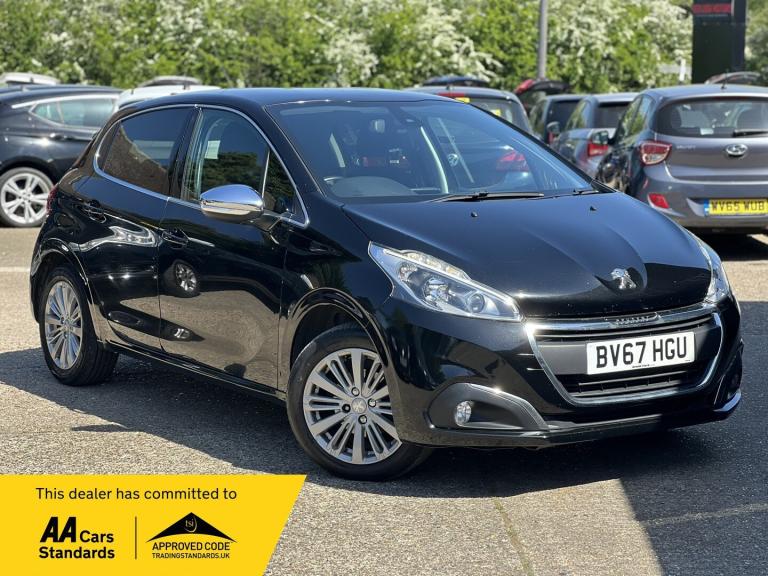 PEUGEOT 208 1.2 PureTech Allure 2017