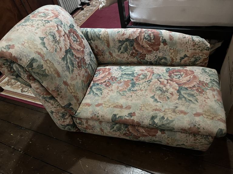 Children’s chaise lounger 