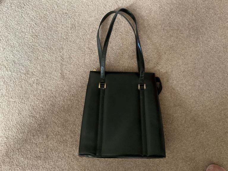Suzy Smith Black Leather Large Handbag