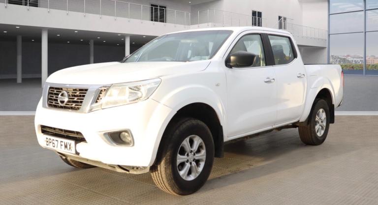 2018 Nissan Navara Double Cab Pick Up Acenta 2.3dCi 160 4WD PICK UP Diesel Manual