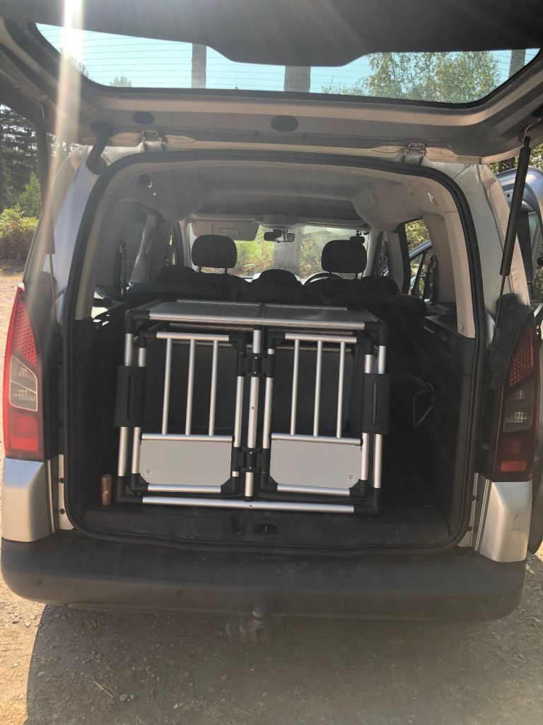 Topof the range trixie dog cage