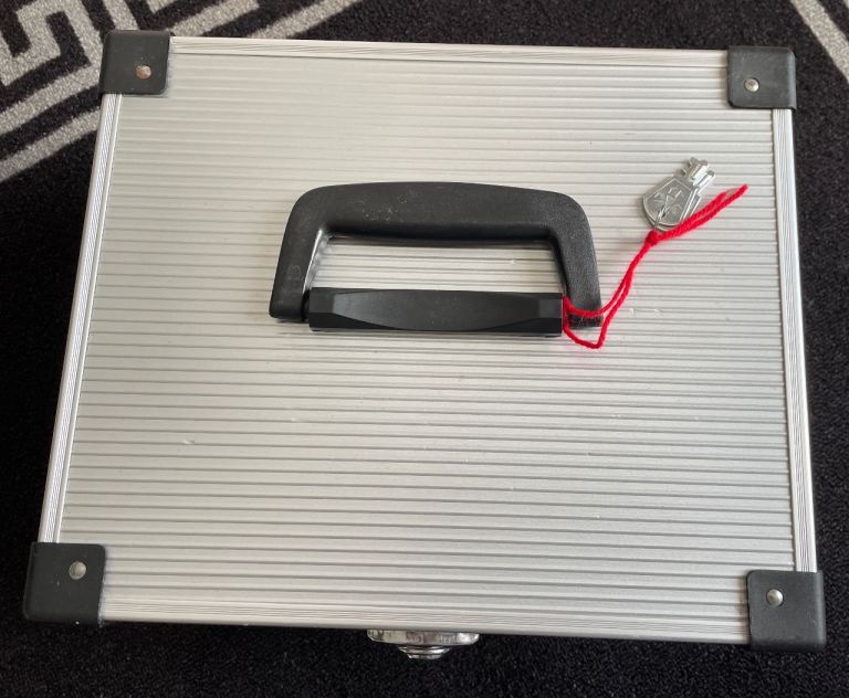 Cd case 