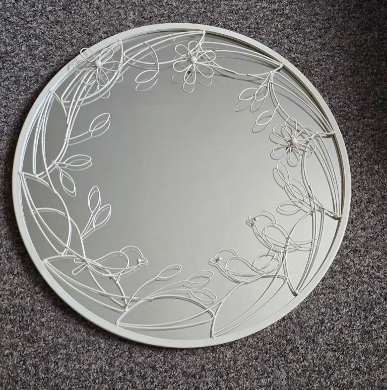 Garden Stories Round Indoor Outdoor Rustic Mirror - New 