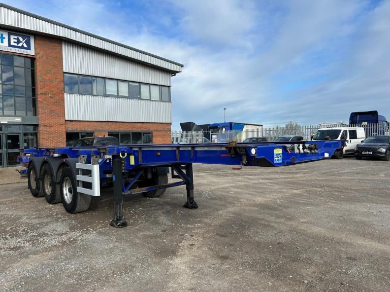SDC TRI AXLE 14 LOCK SLIDING SKELETAL TRAILER 2023 - C600096