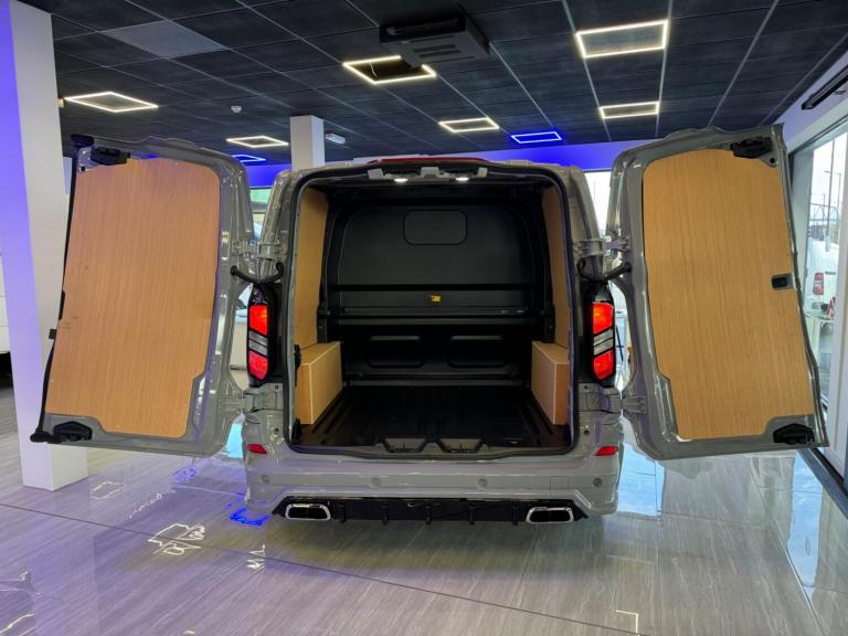 2025 Ford Transit Custom 2.0 320 EcoBlue Limited Crew Van Auto L1 H1 Euro 6 (s/s) 5dr PANEL VAN D...