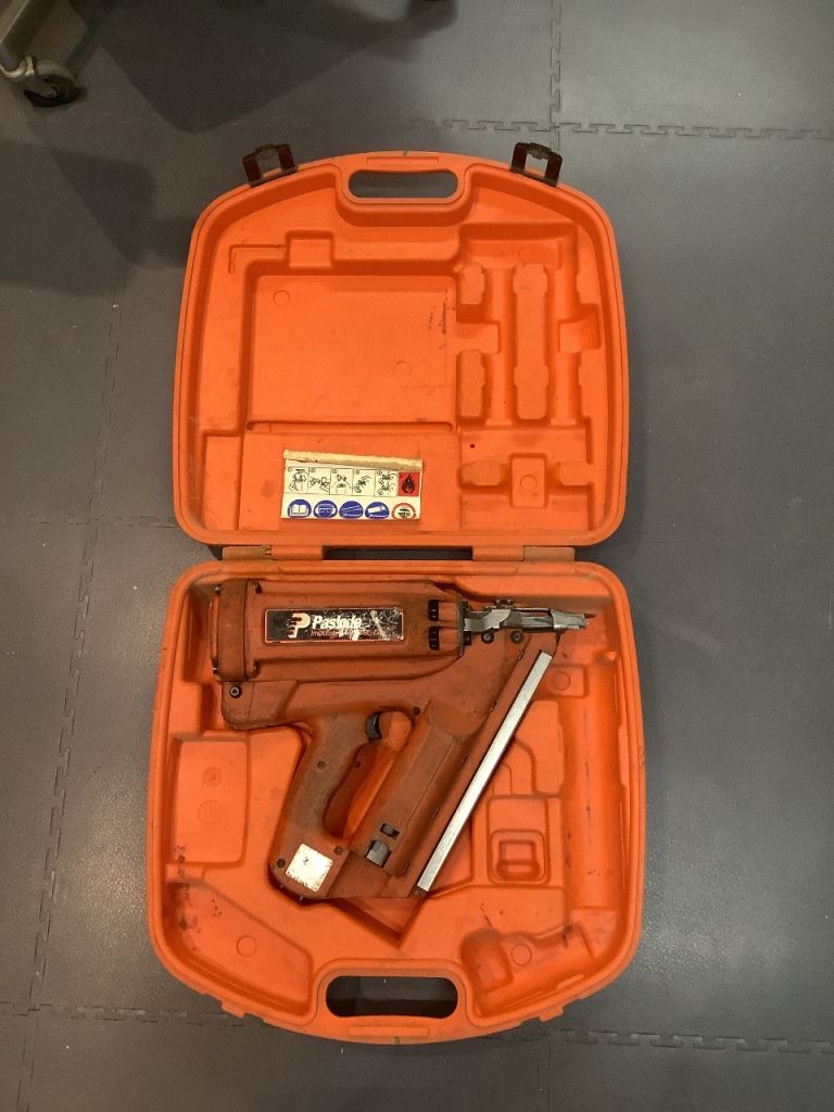 Paslode 1st fix. Spares or repairs 