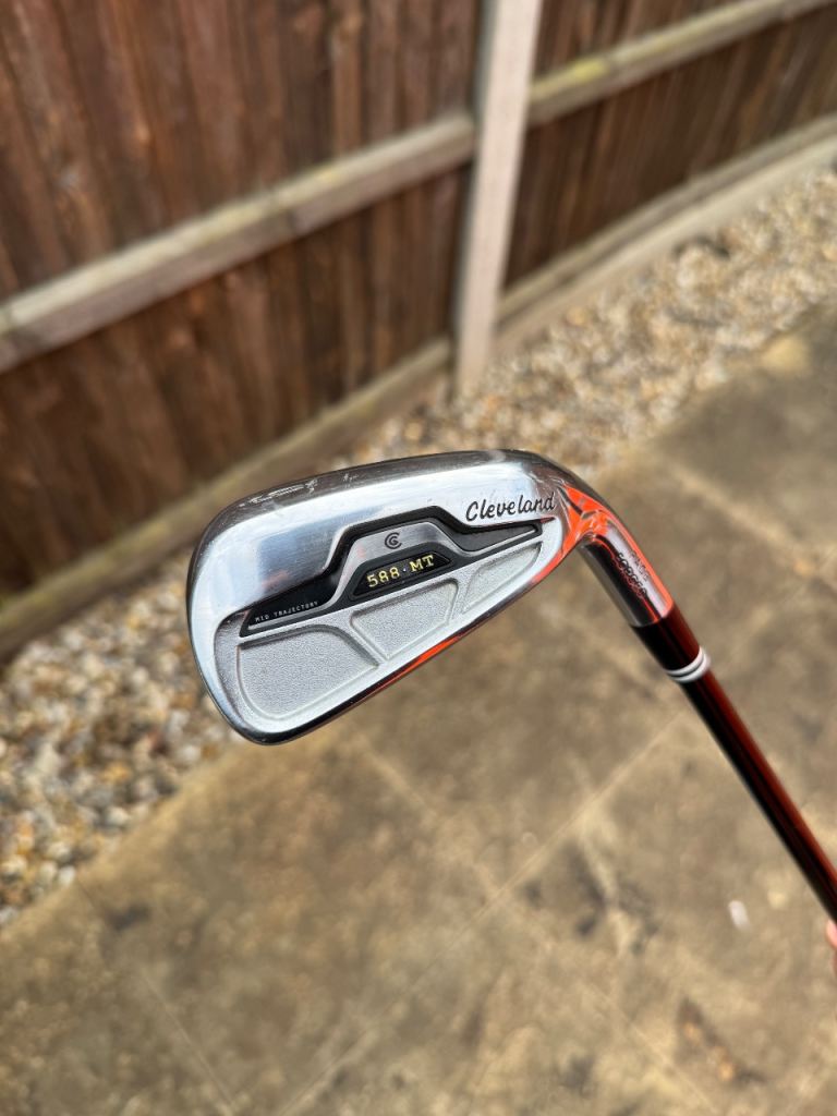 Cleveland 588 MT 9 Iron – Good Condition