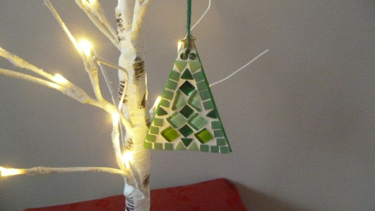 Handmade green mosaic Christmas tree mosaic hanging decoration