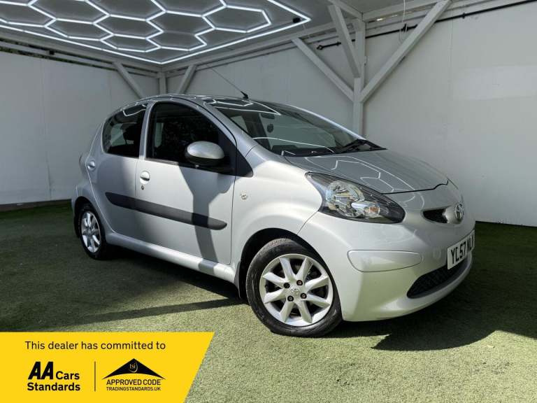 2008 Toyota AYGO 1.0 VVT-i Platinum 5dr [AC] HATCHBACK PETROL Manual