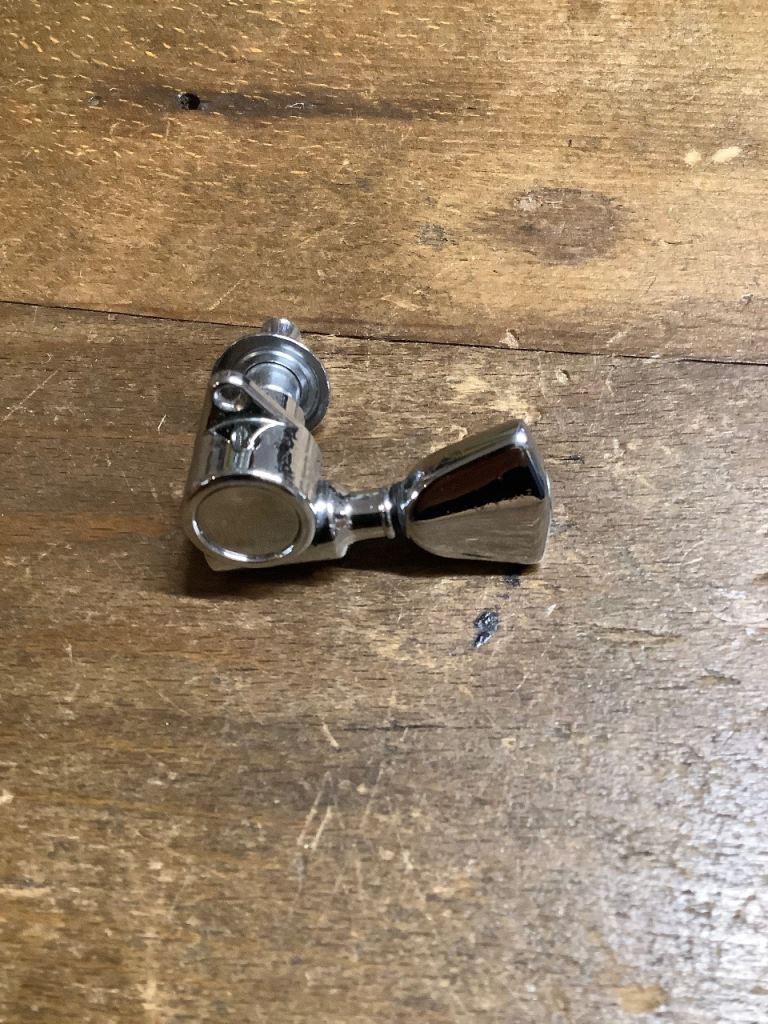 1980s Yamaha SG-800 Chrome Tuner, 3x2, Treble side, good Woking order