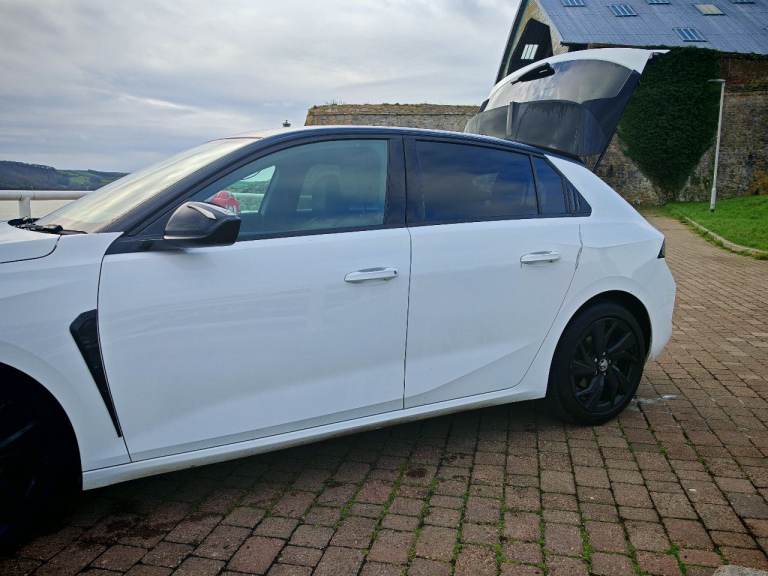 Vauxhall, ASTRA, Hatchback, 2024, Manual, 1199 (cc), 5 doors