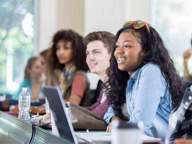 ENGLISH TUTOR FOR ALL AGES AND LEVELS IN NORWICH | GCSE, IGCSE, AS LEVEL, KEY STAGES 2 & 3 