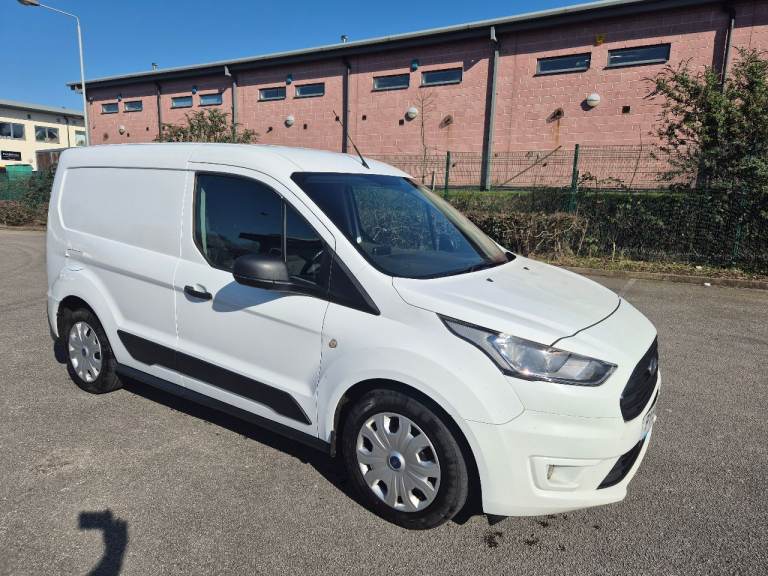 2019 ford transit connect 200 trend 1.5 tdci no vat 3 seats .  Full history