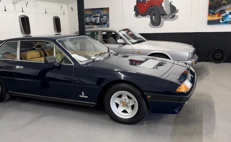 Ferrari 400 GT Manual