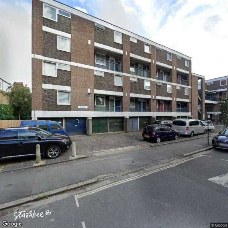 Garage to rent in London (SE5) | Stashbee