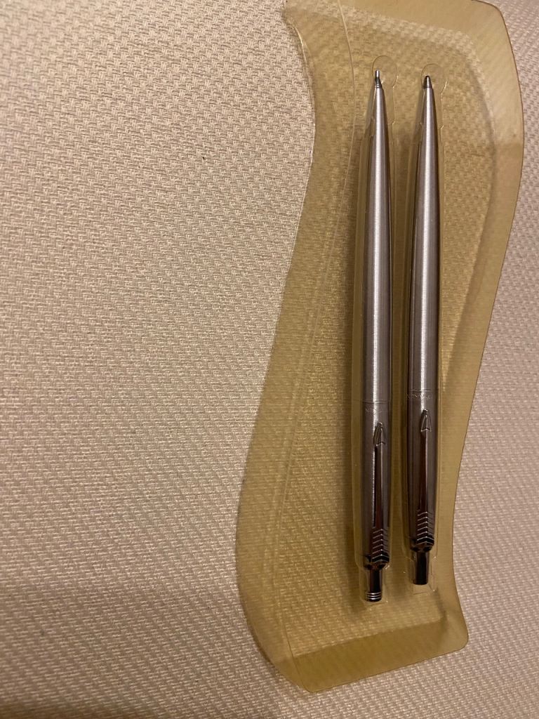 Unused Parker Jotter ballpoint pen and pencil set 