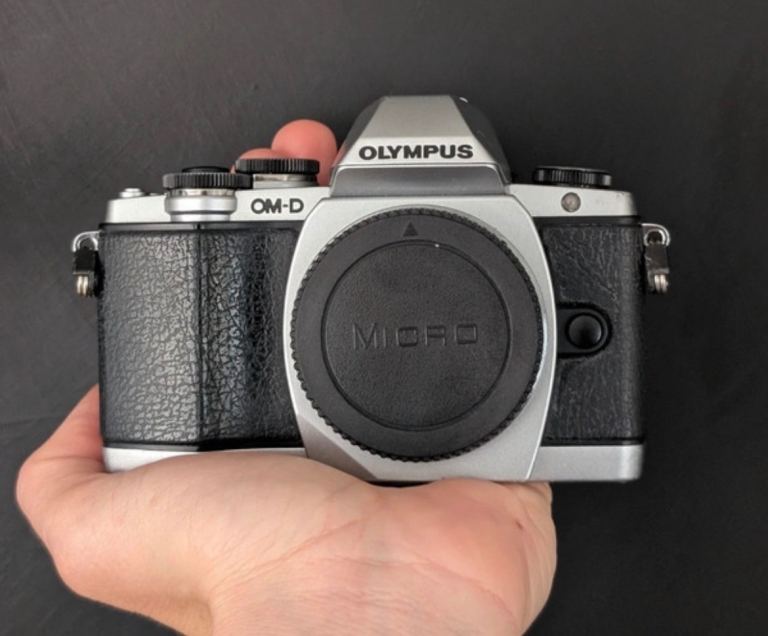 Olympus em 10 mirrored camera vintage