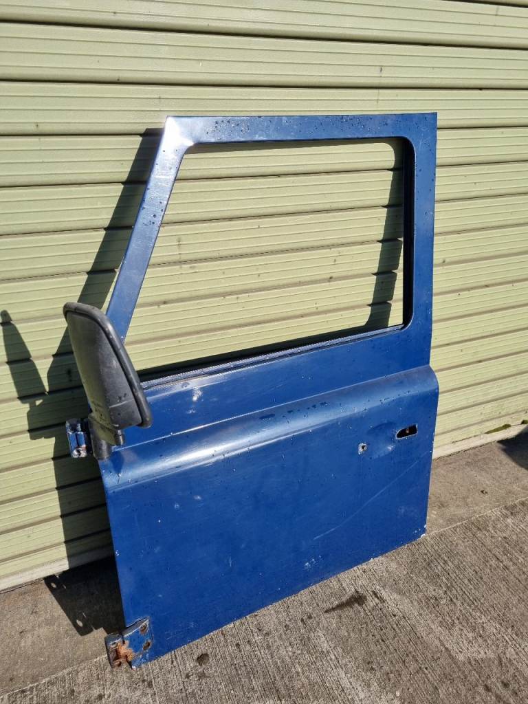 Land Rover 90 110 defender L/H front door spares or repairs