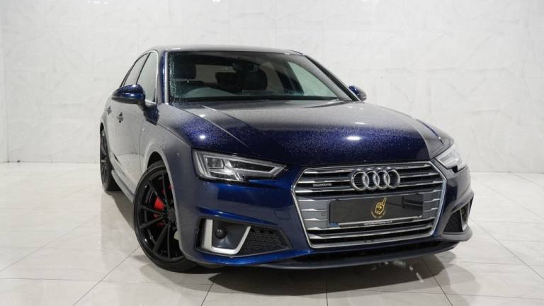 2019 Audi A4 2.0 TDI 40 S line Saloon 4dr Diesel S Tronic quattro Euro 6 (s/s) (190 ps) Saloon Di...