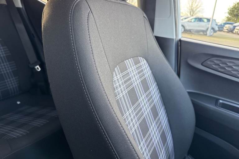 2024 Hyundai i10 1.2 Premium Euro 6 (s/s) 5dr Hatchback PETROL Manual