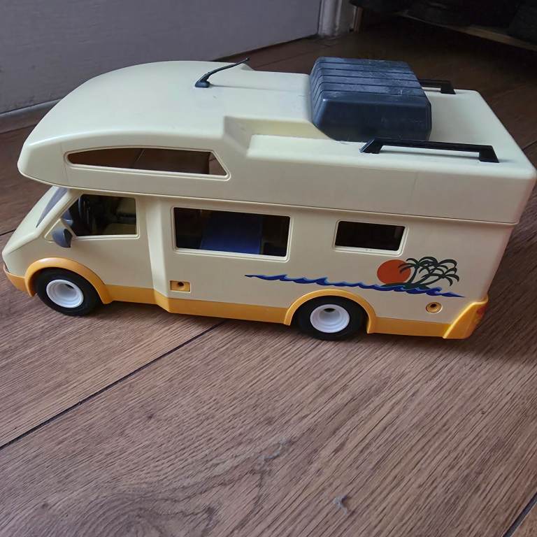 Playmobil campervan