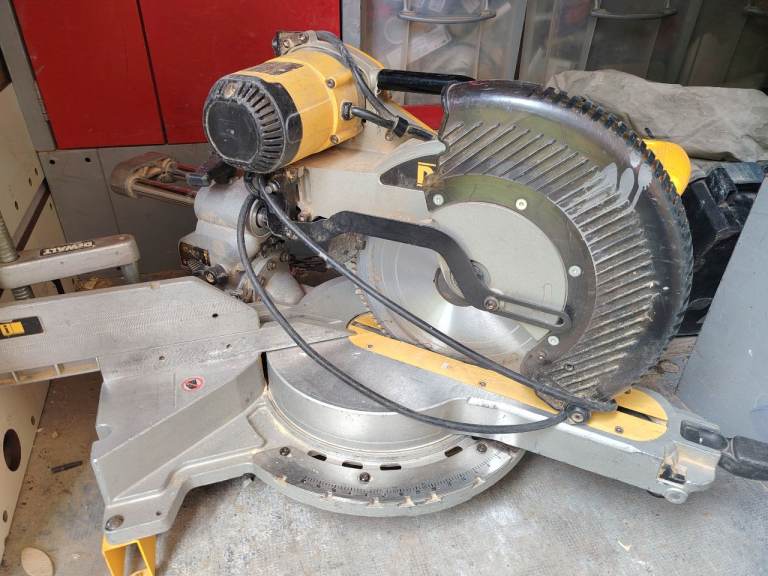 Chop saw de walt 
