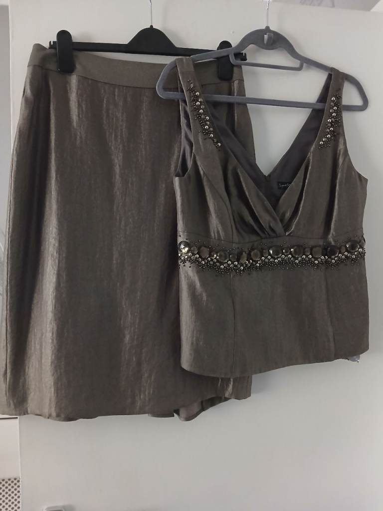 NEXT Grey Skirt and Top Set – New with Tags